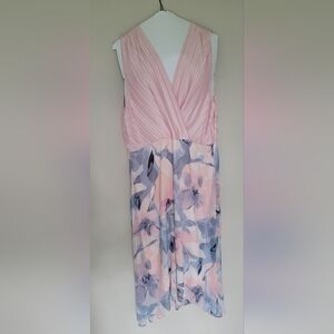 Elegant Pink and Gray Floral Dress